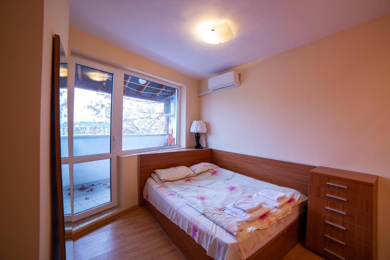 Maisonette Picadilly Varna Extérieur photo