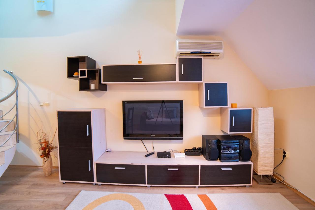 Maisonette Picadilly Varna Extérieur photo